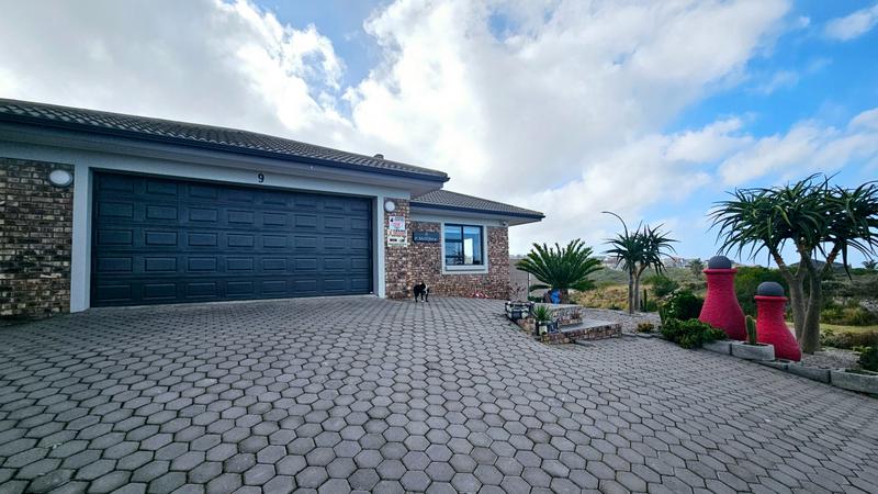 3 Bedroom Property for Sale in Dana Bay Western Cape